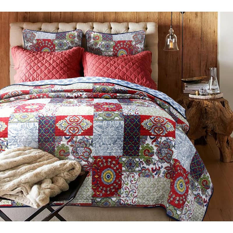 Red Fleur-De-Lis Country Floral 3-Piece Multicolor Red Blue Green Tan Patchwork Cotton King Quilt Bedding Set