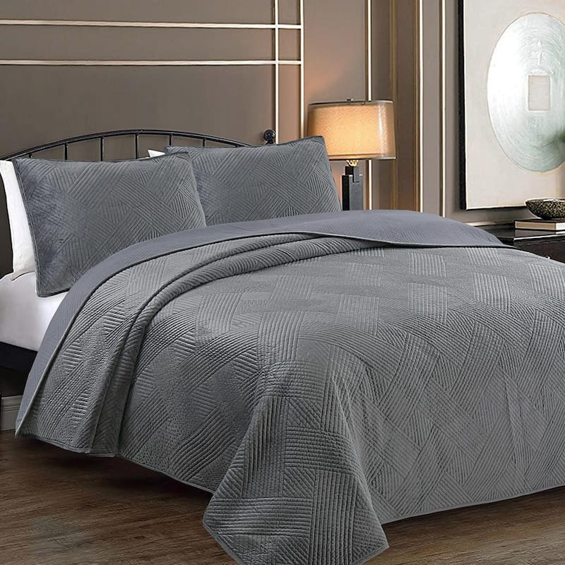 Soft Velvet Basket Weave Stripe 3-Piece Solid Dark Gray Polyester Cotton Queen Quilt Bedding Set