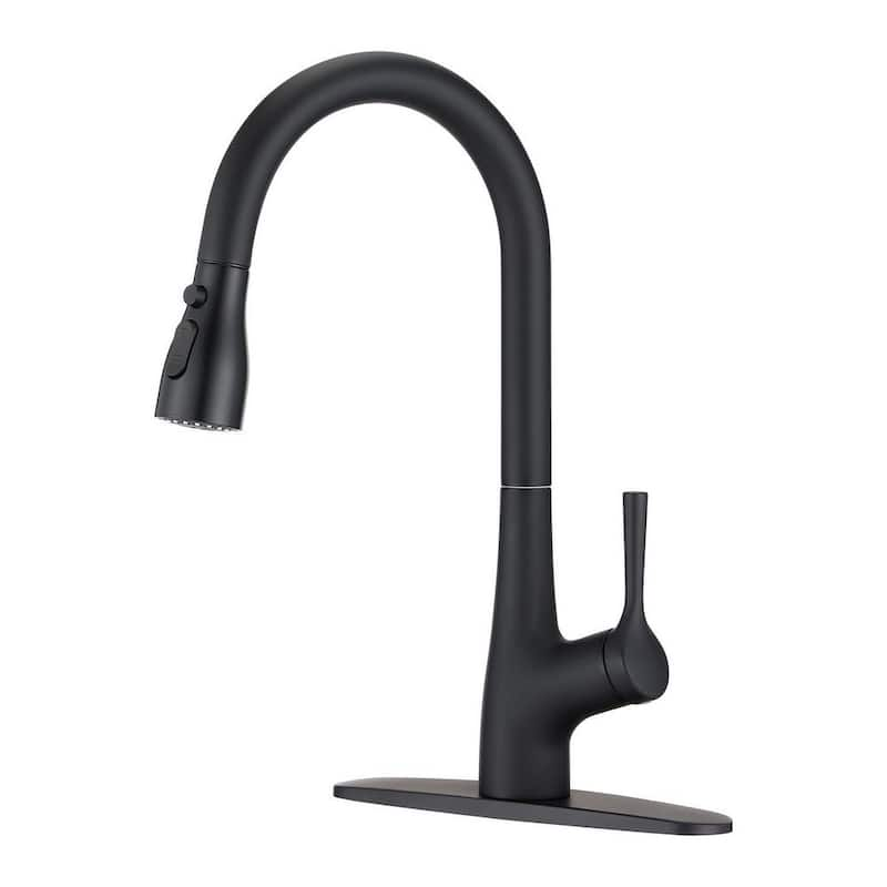 Single Handle Pull Down Sprayer Kitchen Faucet in Matte Black